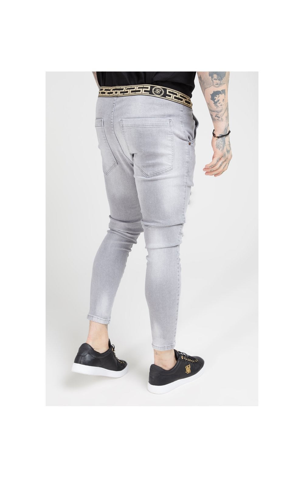Zerrissene Jeans - Shorts Schmaler Gürtel Elastic SikSilk - Grau (2)