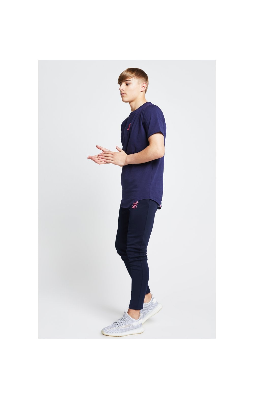 Illusive London T-Shirt Schulterfrei - Marineblau und Neon Rosa Camouflage (4)
