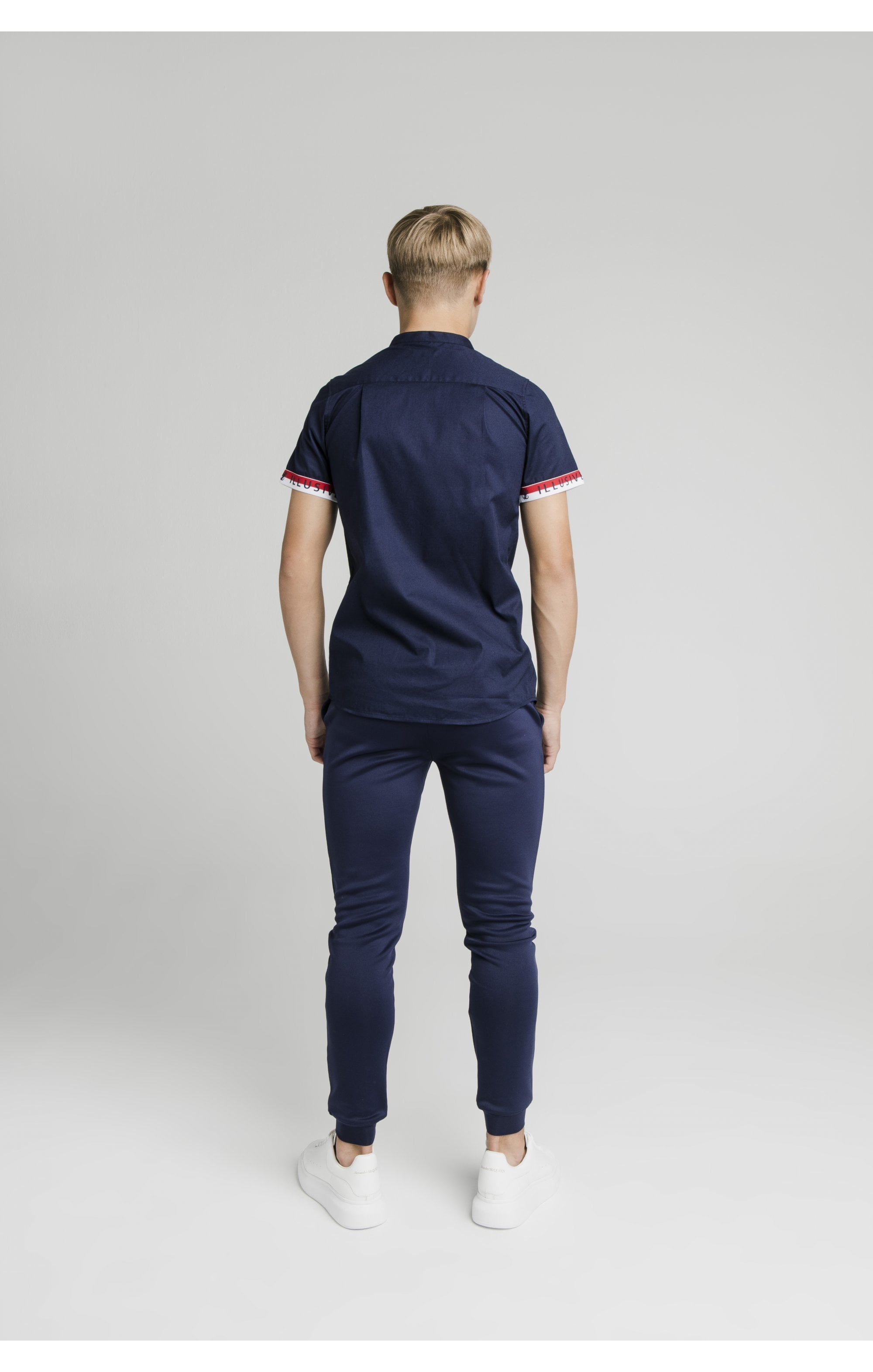 Illusive London S/S Tech Shirt - Navy (4)