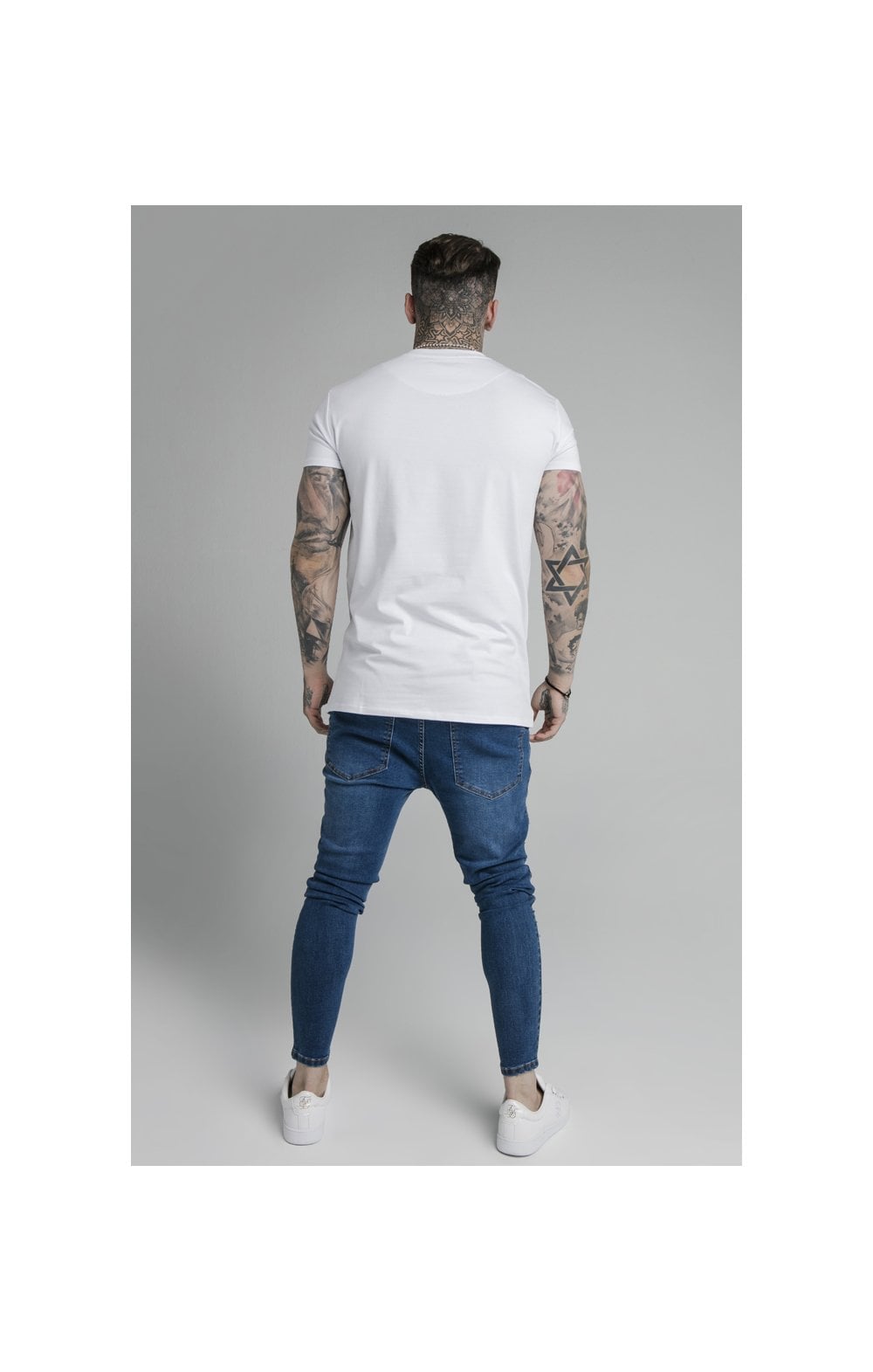 SikSilk Embossed Fitted Box Tee - White (5)