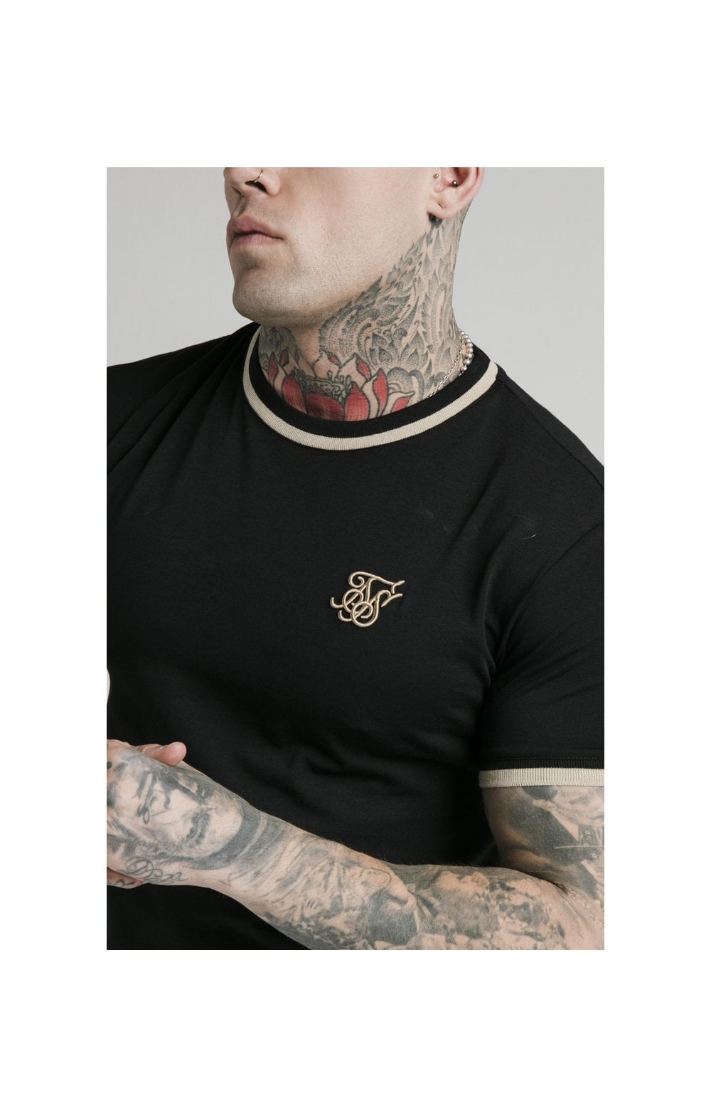 Black Short Sleeve Yarn Rib Fit T-Shirt (1)