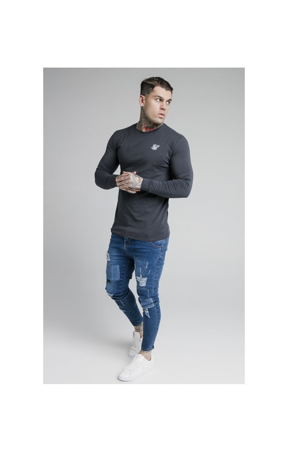 Navy Essential Long Sleeve Muscle Fit T-Shirt (3)