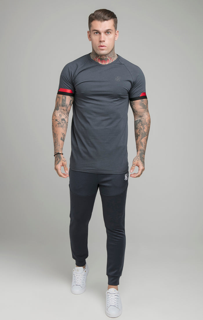 SikSilk T-Shirt aus Funktionsstoff mit zweifarbigen Bündchen – Schiefergrau (5)