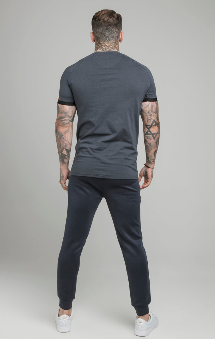 SikSilk T-Shirt aus Funktionsstoff mit zweifarbigen Bündchen – Schiefergrau (4)