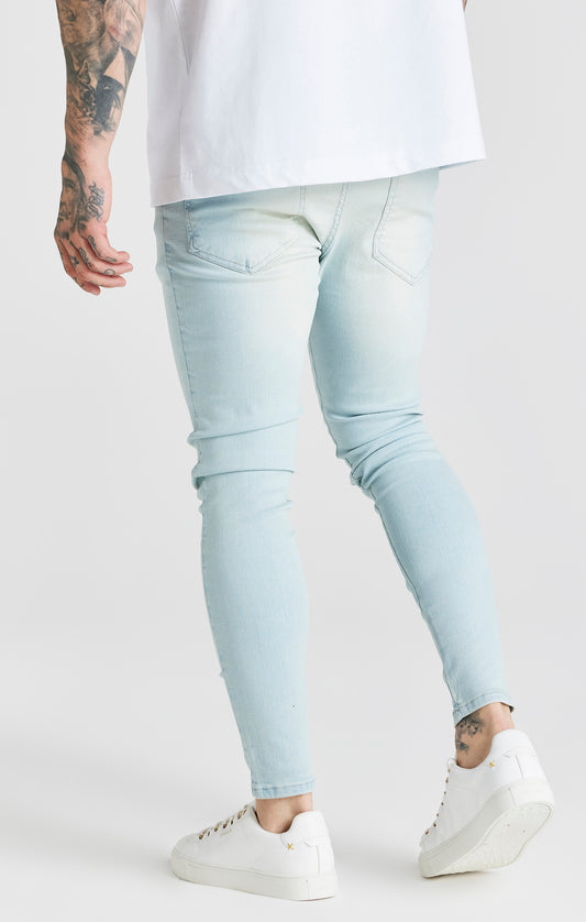 Hellblaue Essential Skinny Jeans