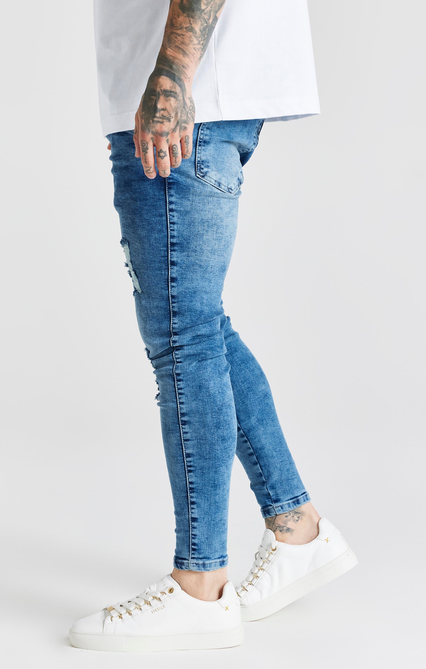 Blaue Essential Skinny Jeans mit Mittlerer Waschung in Distressed Optik (1)