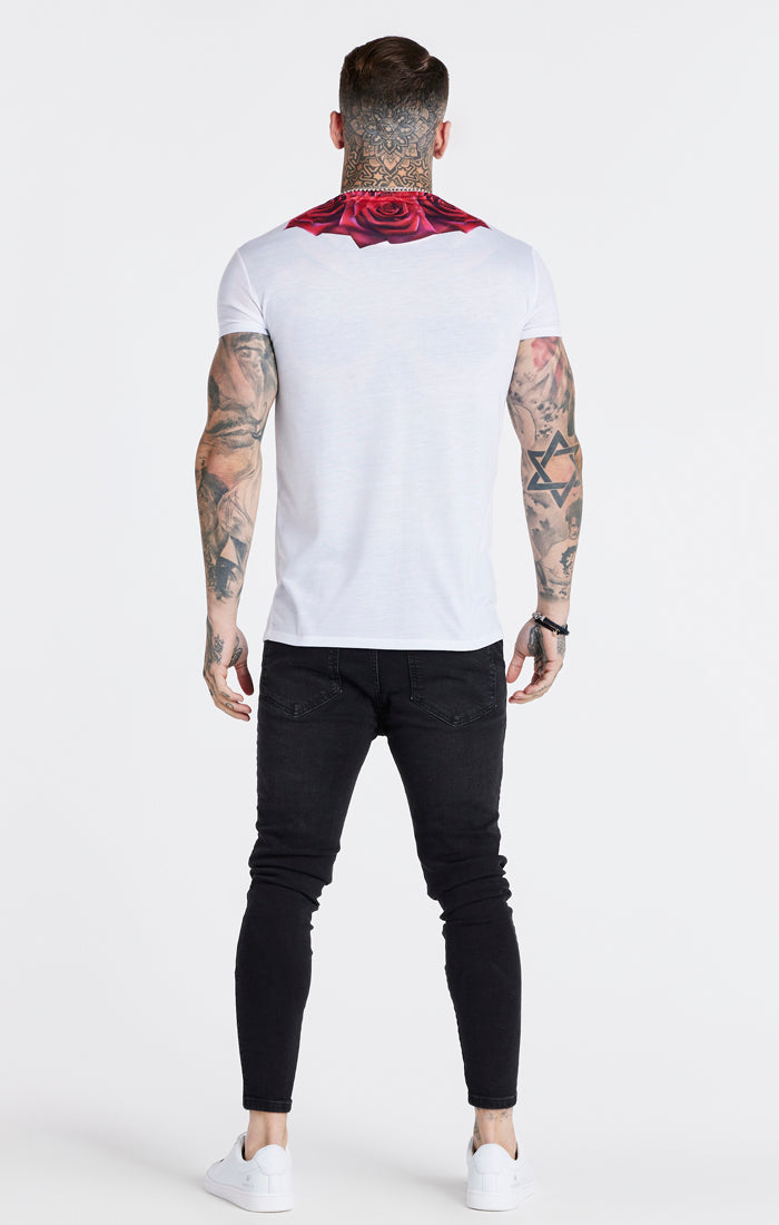 T Shirt mit Muskelpassform in Weißer Rose (4)