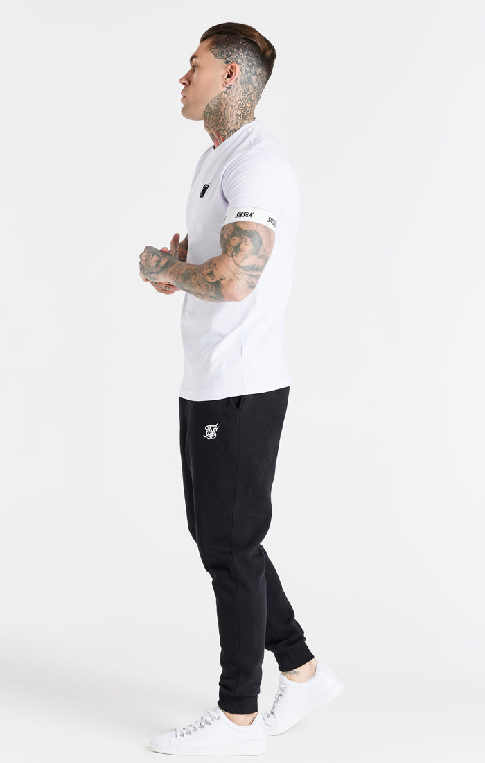 SikSilk T-Shirt mit geradem Saum aus Funktionsstoff – Weiß (5)