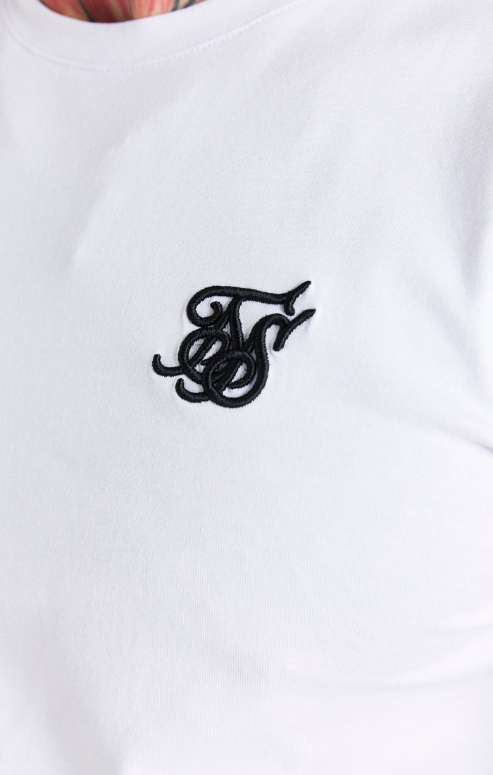 SikSilk T-Shirt mit geradem Saum aus Funktionsstoff – Weiß (1)
