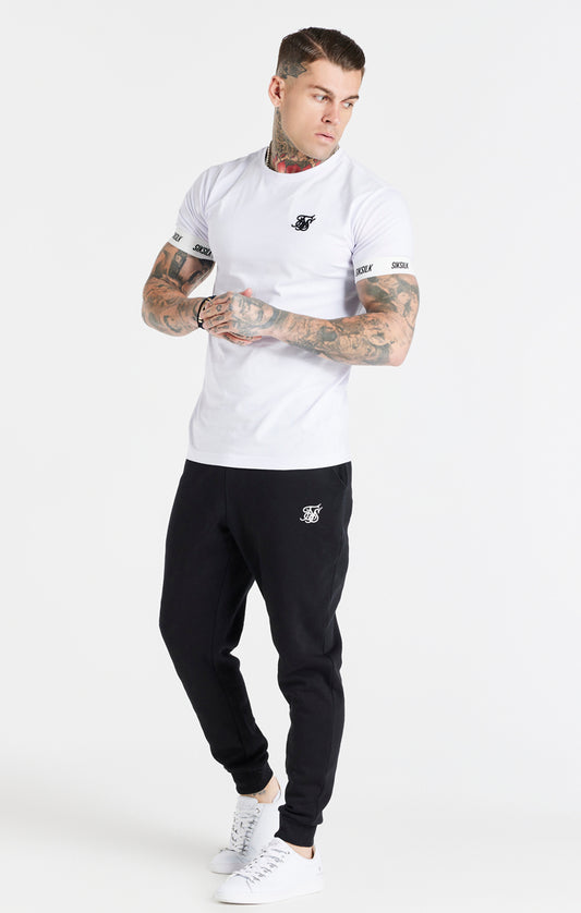 SikSilk T-Shirt mit geradem Saum aus Funktionsstoff – Weiß