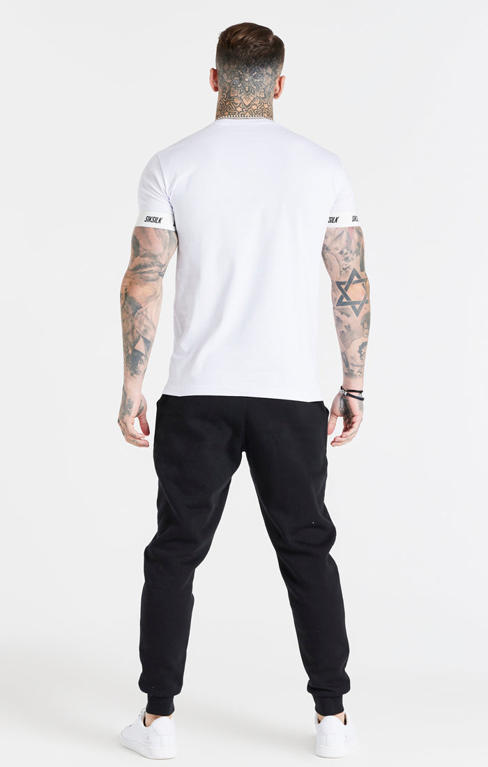 SikSilk T-Shirt mit geradem Saum aus Funktionsstoff – Weiß (4)
