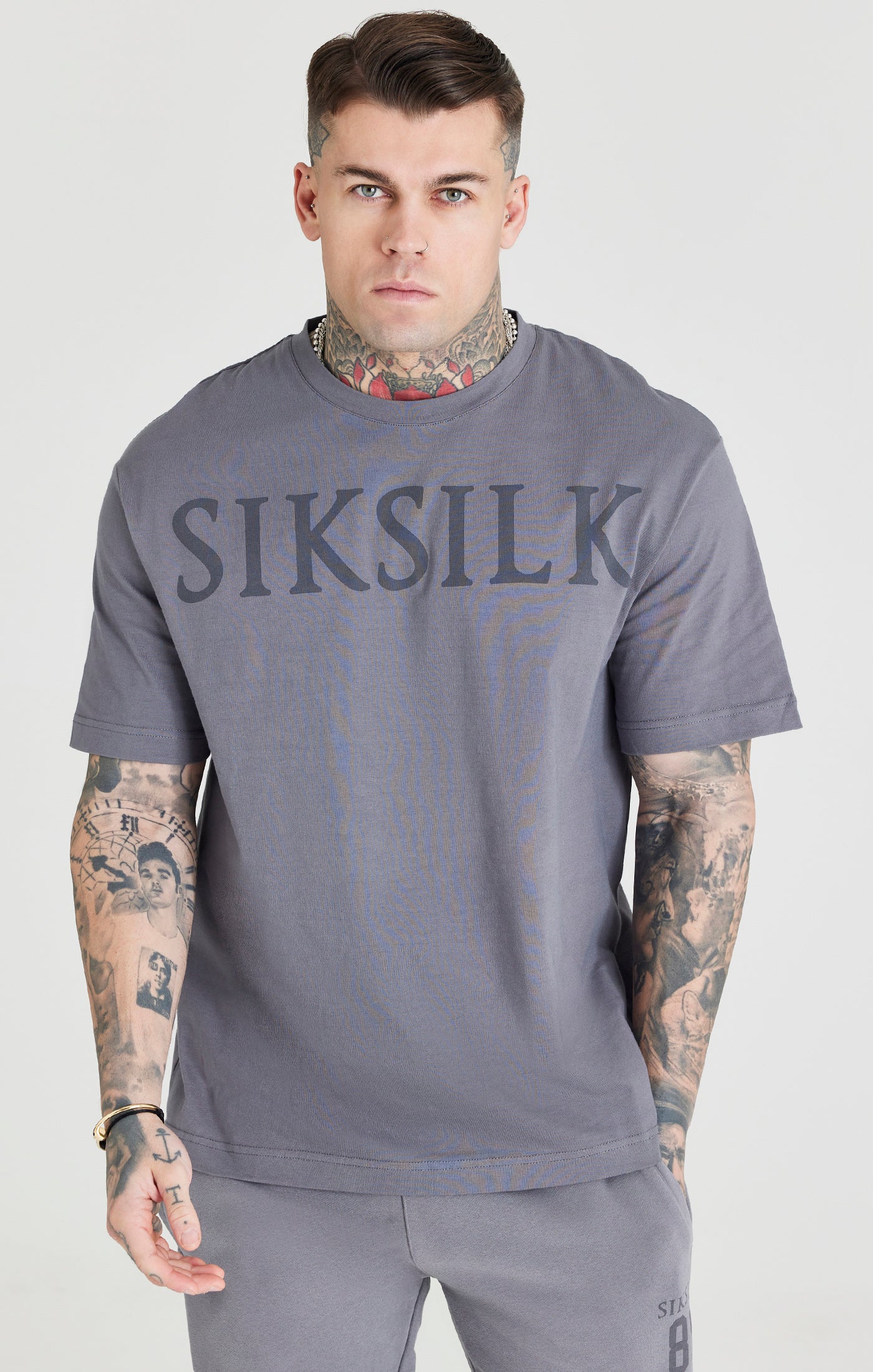 SikSilk Oversized-T-Shirt mit Logo – Grau (4)