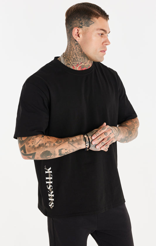 SikSilk Oversized-T-Shirt mit vertikaler Grafik mit doppeltem Schriftzug – Schwarz