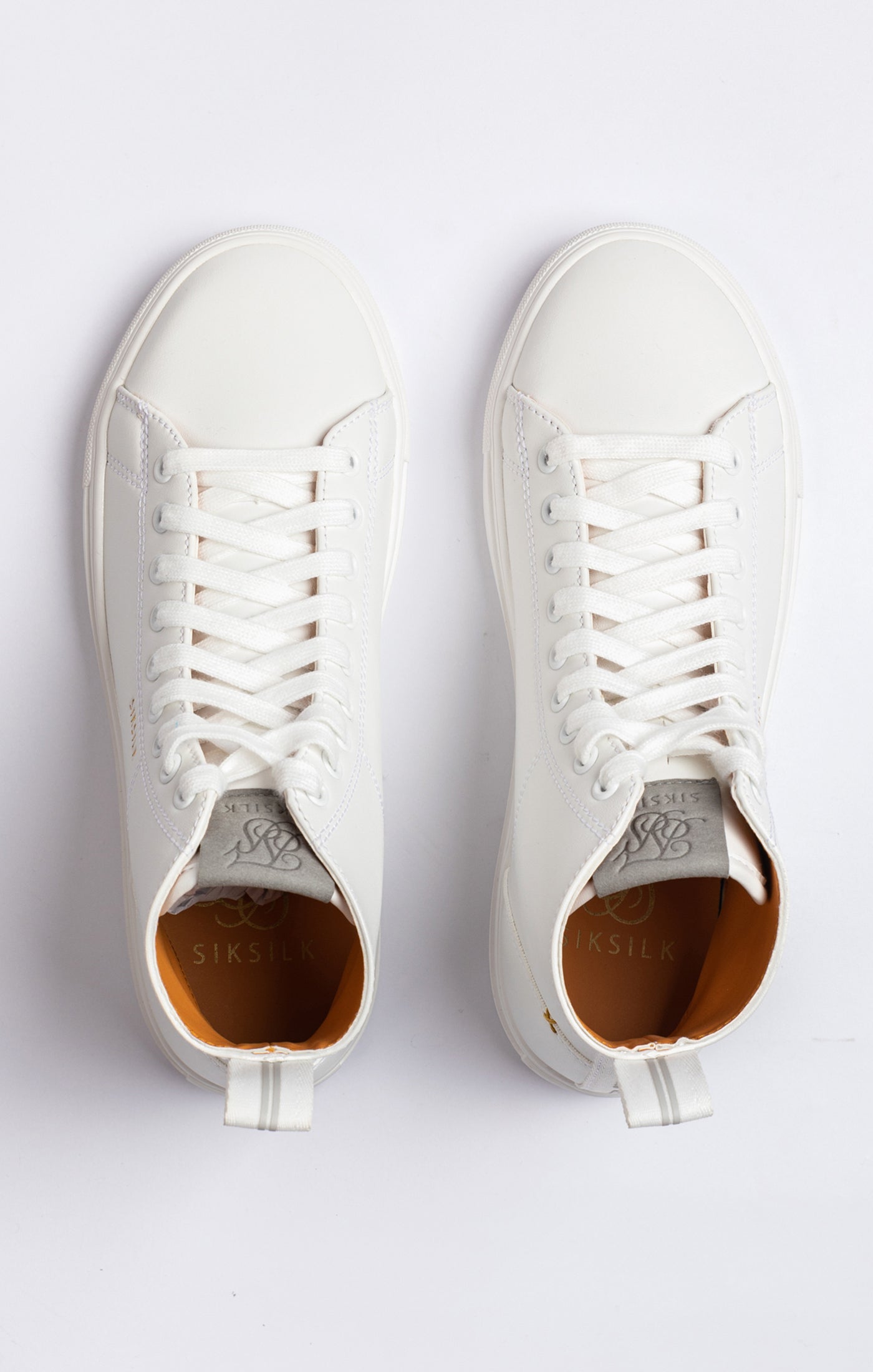 Weißer klassischer High-Top-Sneaker (5)