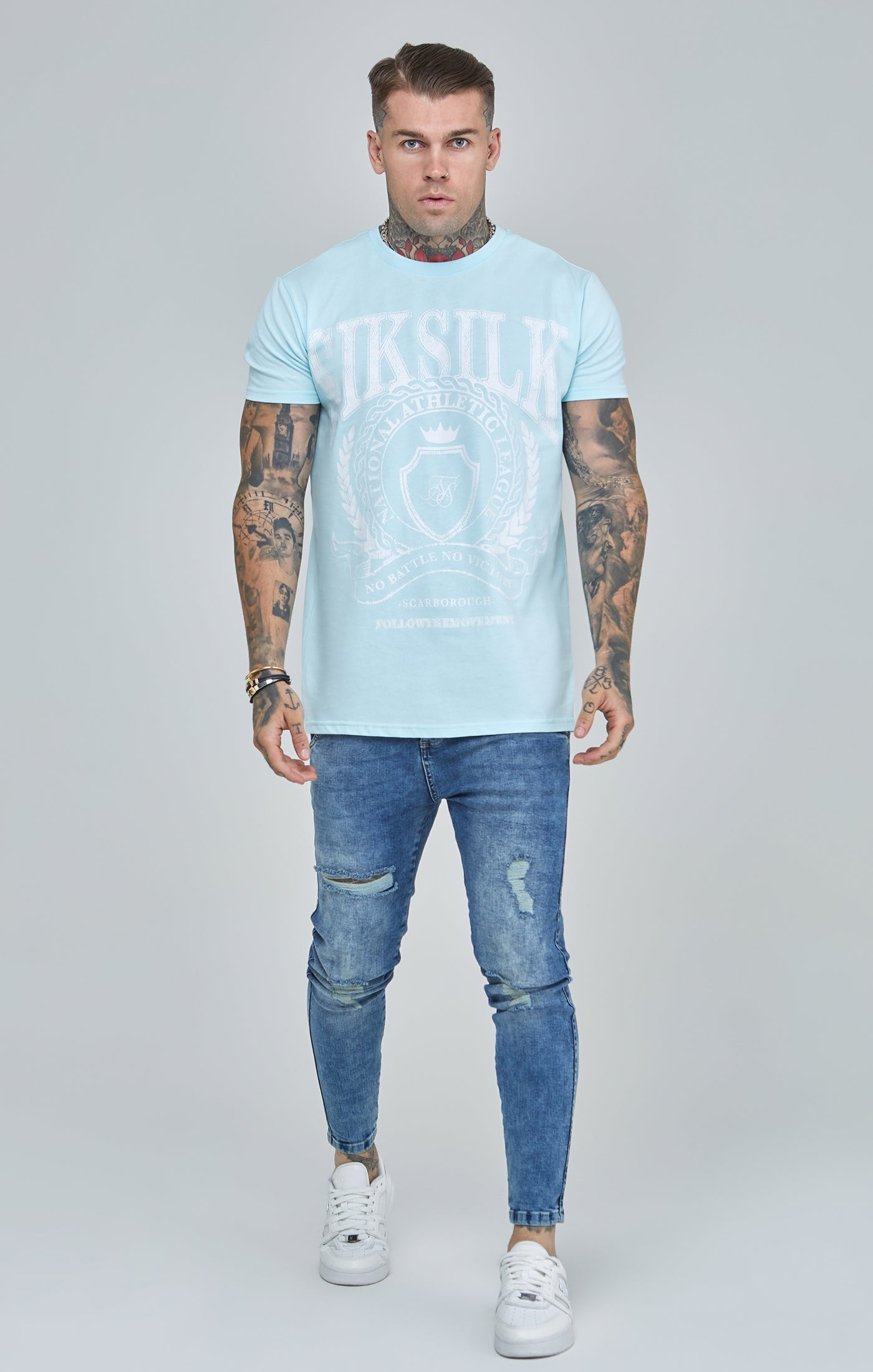 SikSilk Varsity-T-Shirt mit kantiger Passform – Blau (1)