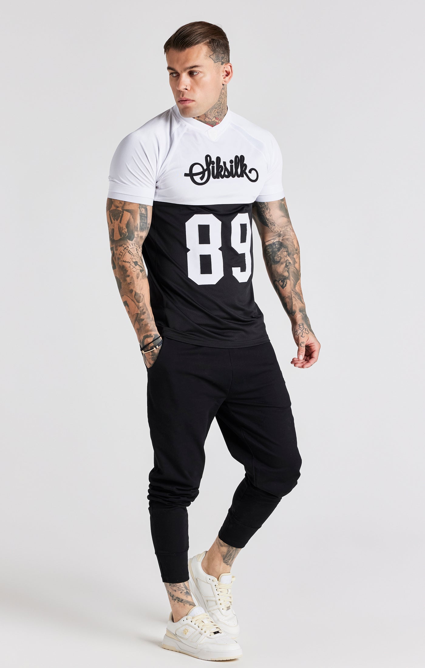 Black Retro Elasticated Cuff T-Shirt (3)