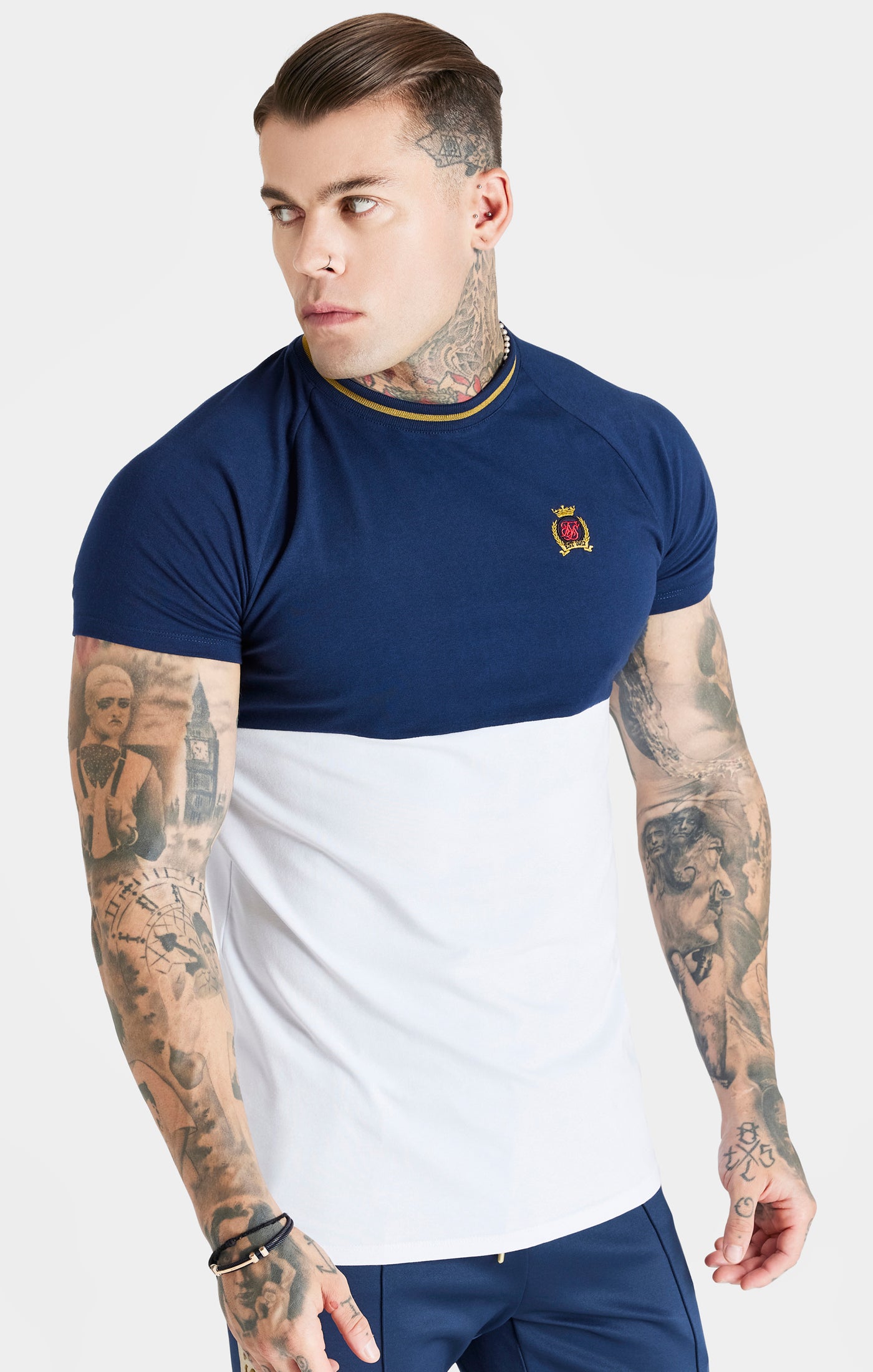 Marineblaues Cut &amp; Sew Muscle Fit T-Shirt