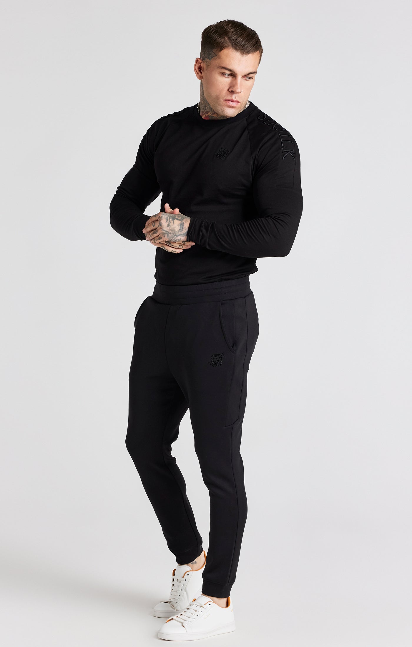 Schwarzes Panel Muscle Fit T-Shirt (2)