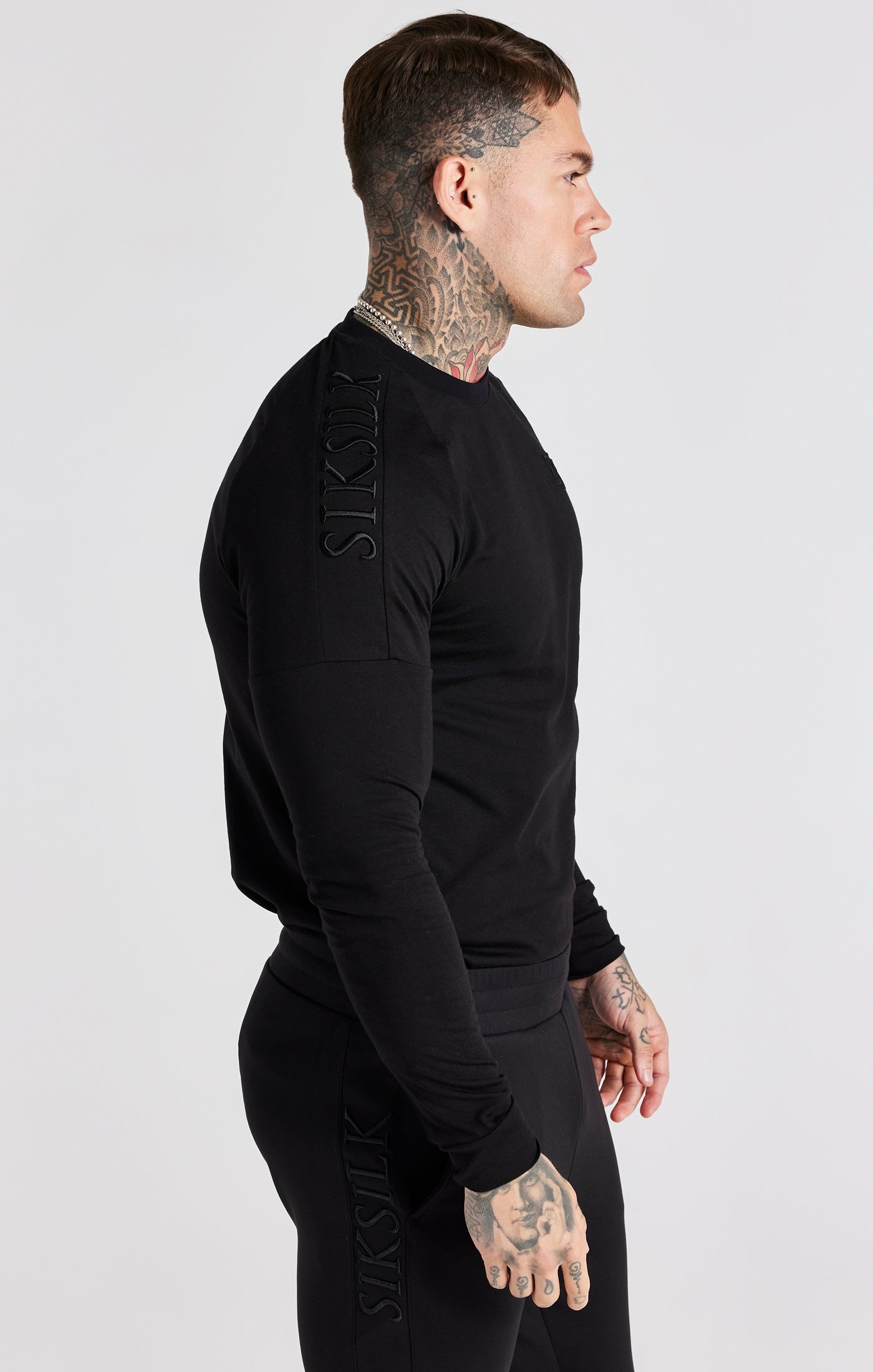Schwarzes Panel Muscle Fit T-Shirt (4)