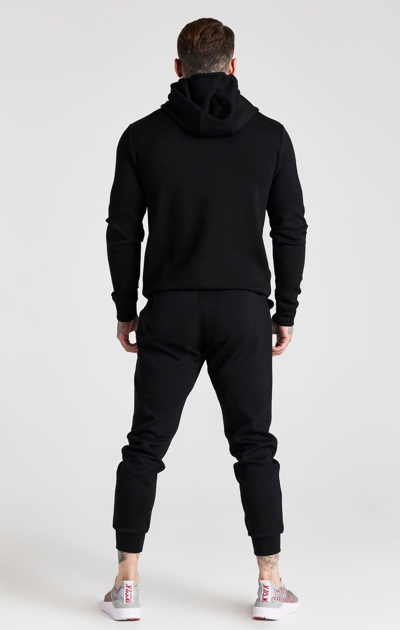 Schwarzes Trainingsanzug Set mit Reißverschluss und Hose (1)