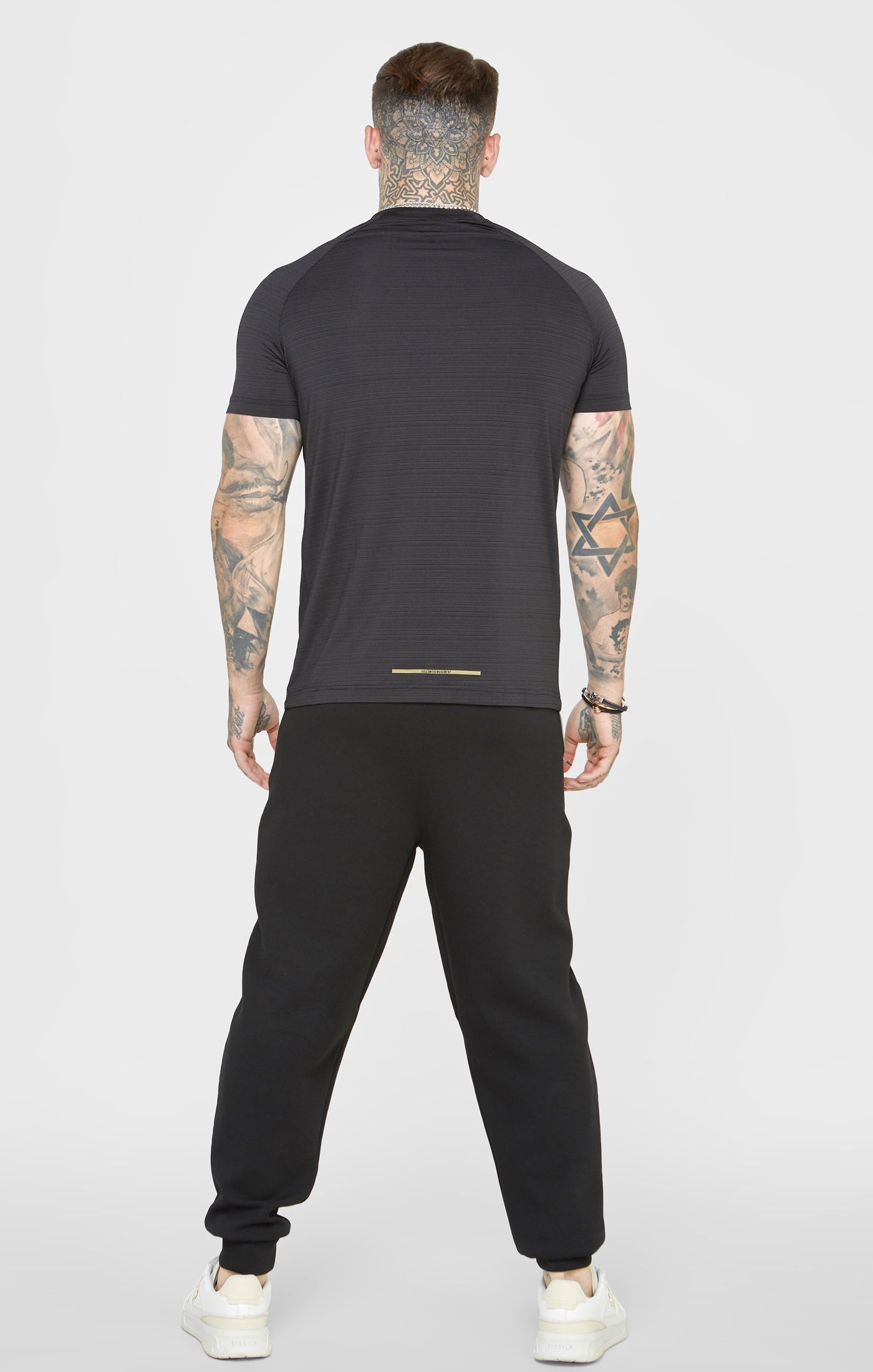 Schwarzes Sport T Shirt mit Strukturiertem Look (4)