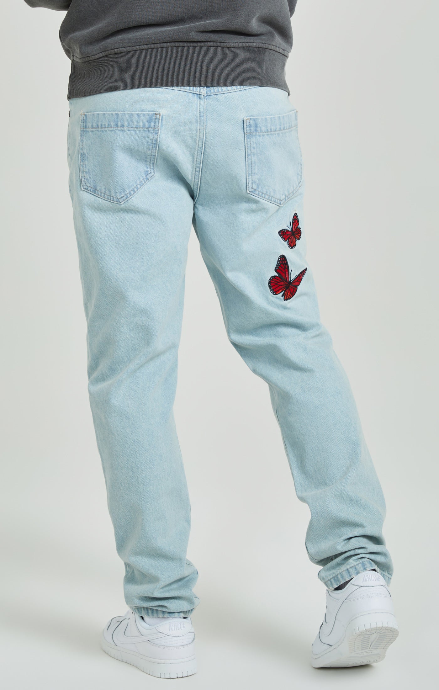 Hellblaue Waschung Butterfly Straight Cut Denim Jeans (3)