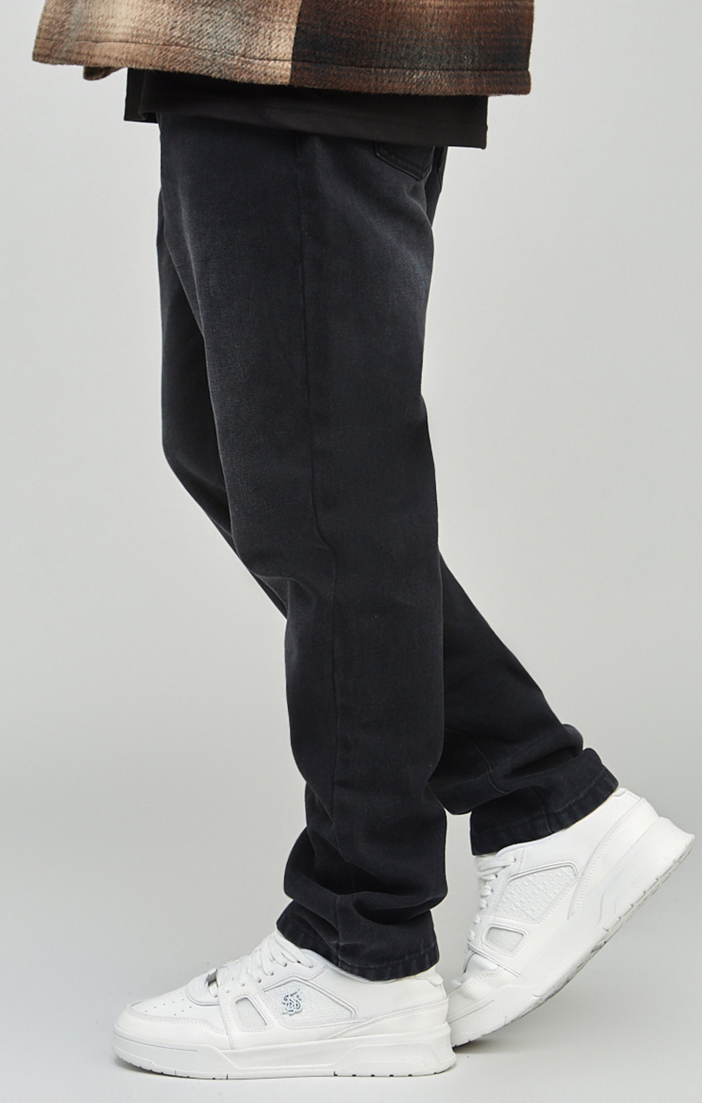 Schwarze gerade geschnittene Denim-Jeans (2)