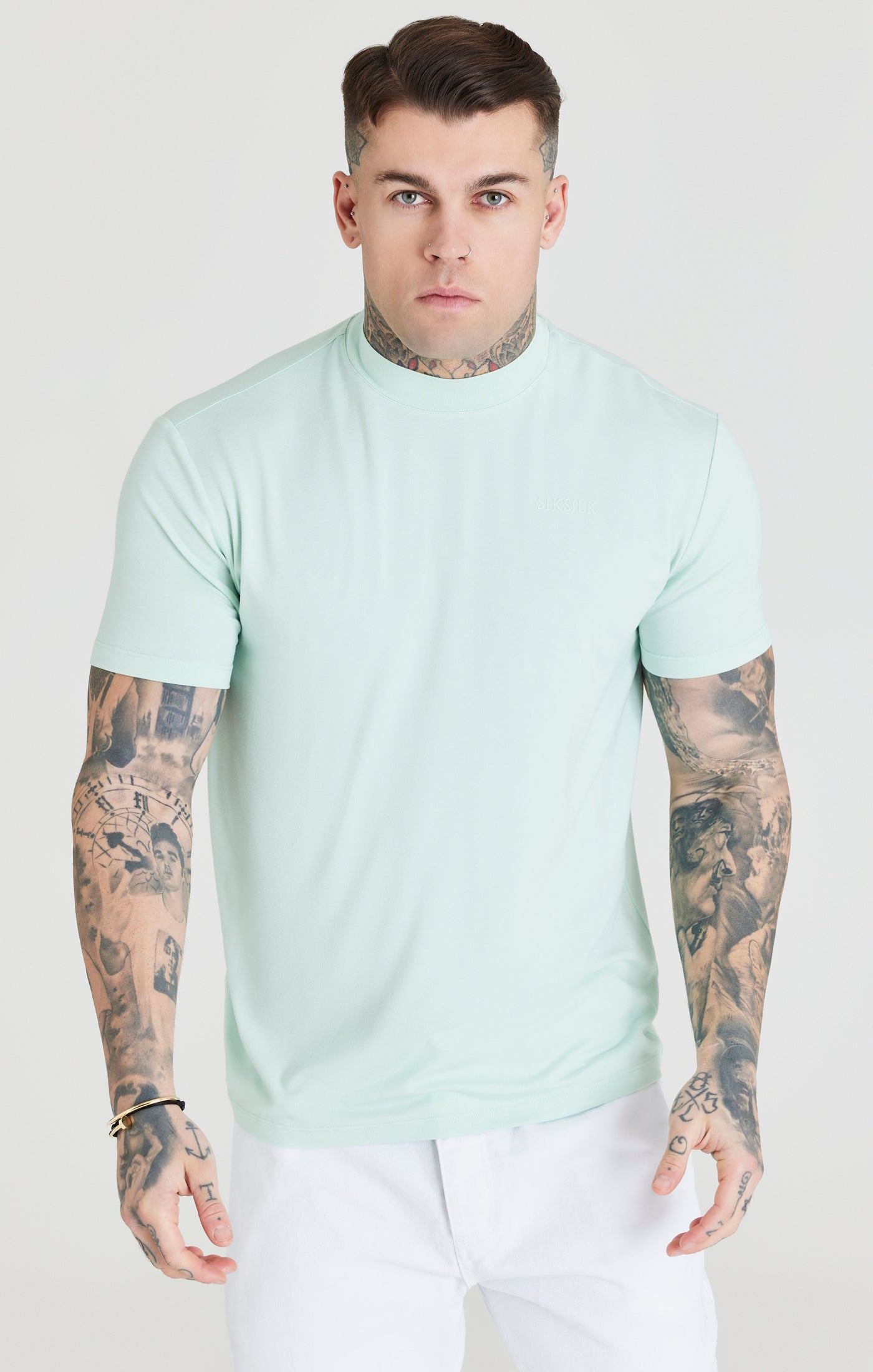 SikSilk Foundation T-Shirt mit hohem Ausschnitt – Aquamarin