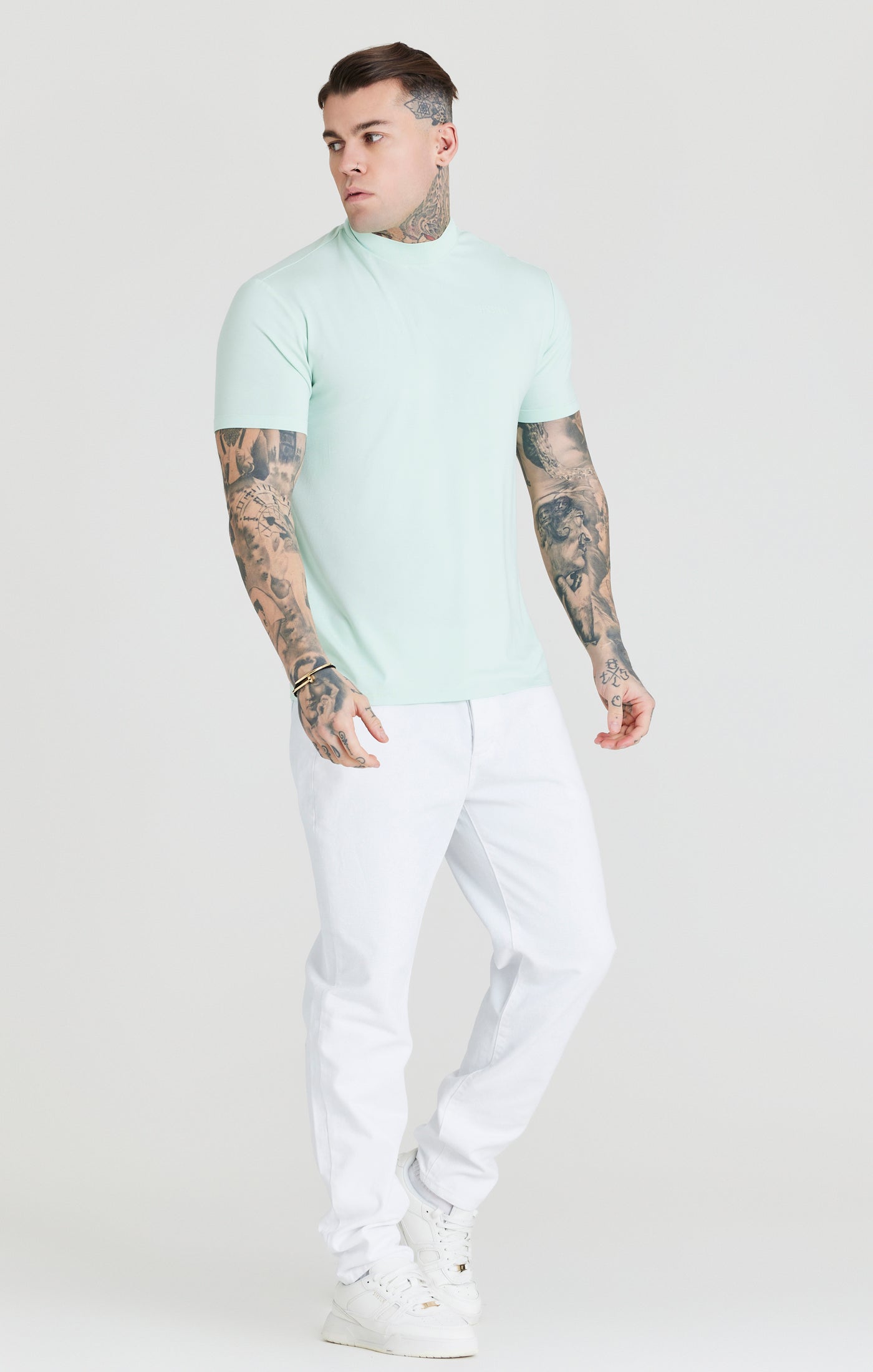 SikSilk Foundation T-Shirt mit hohem Ausschnitt – Aquamarin (4)