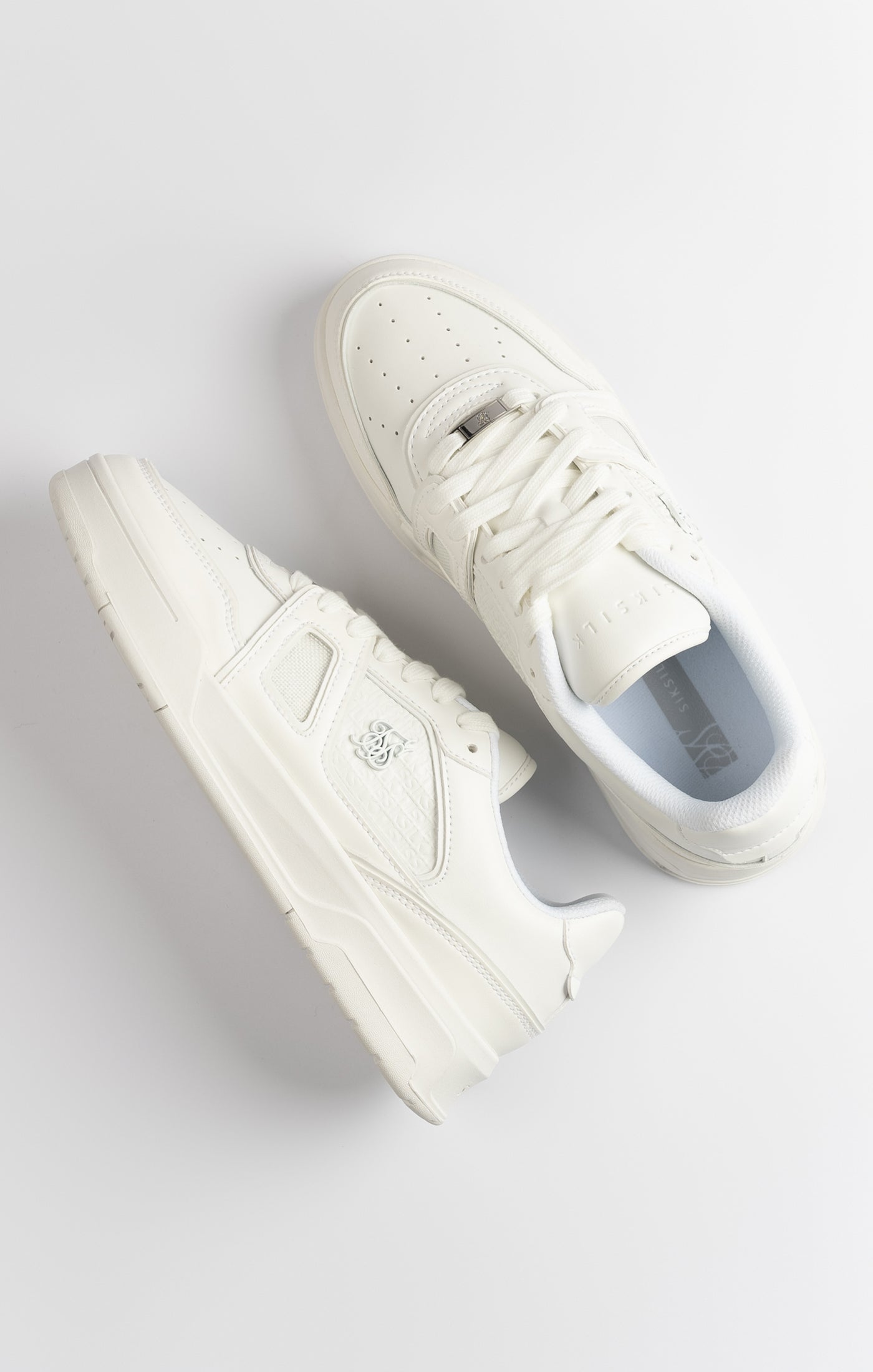 Off White Low Top Court Trainer (6)