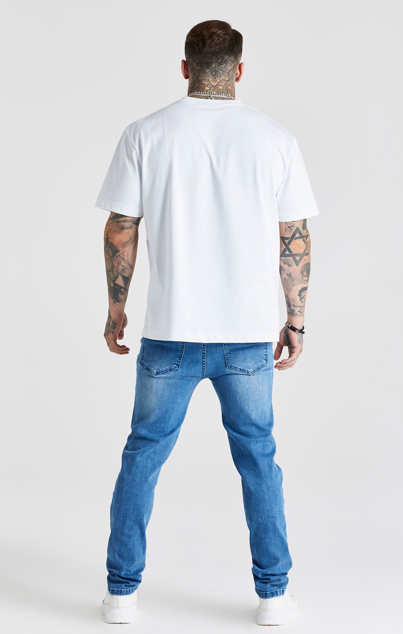 Blaue Schmal Geschnittene Denim Jeans in Distressed Optik (6)