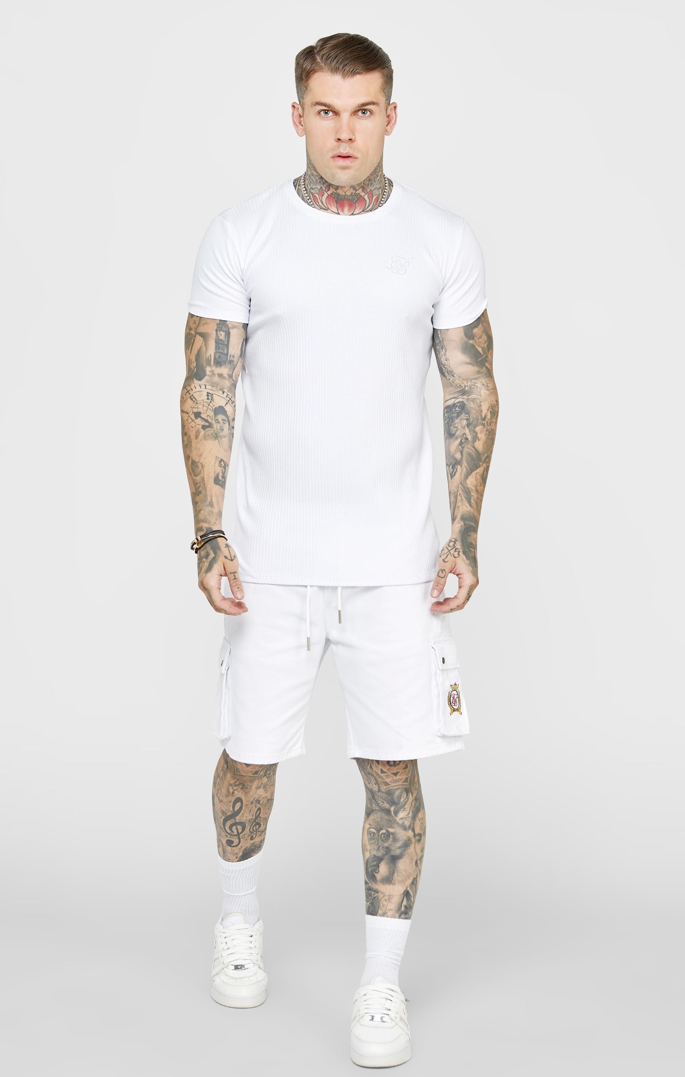 Weißes T-Shirt aus Rippstrick (2)