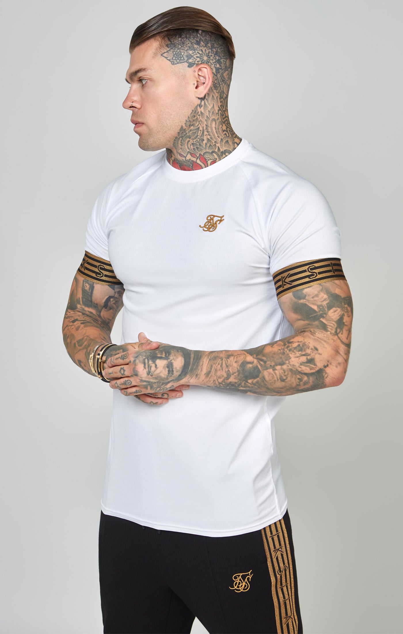 Weiß-goldfarbenes Strick-T-Shirt mit elastischen Bündchen (3)