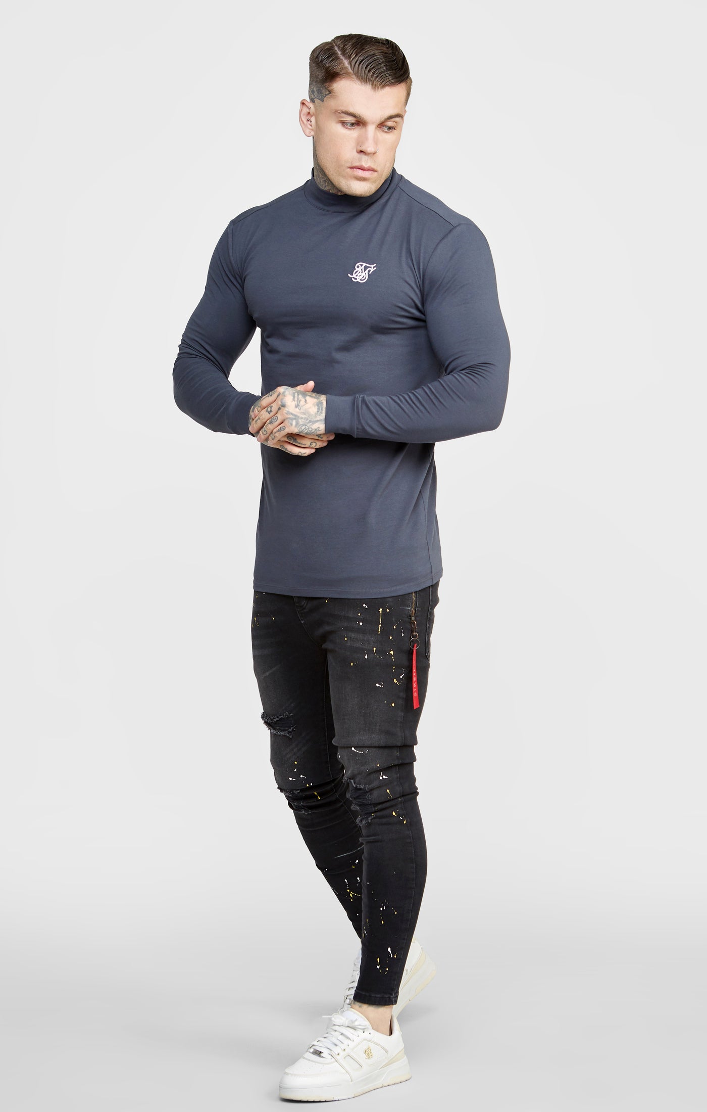 Schwarzes Langärmliges Muskelfitness T Shirt im Doppelpack mit Stehkragen (3)