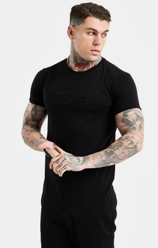 Schwarzes Muskelfitness T Shirt mit Aufgestickter Schrift
