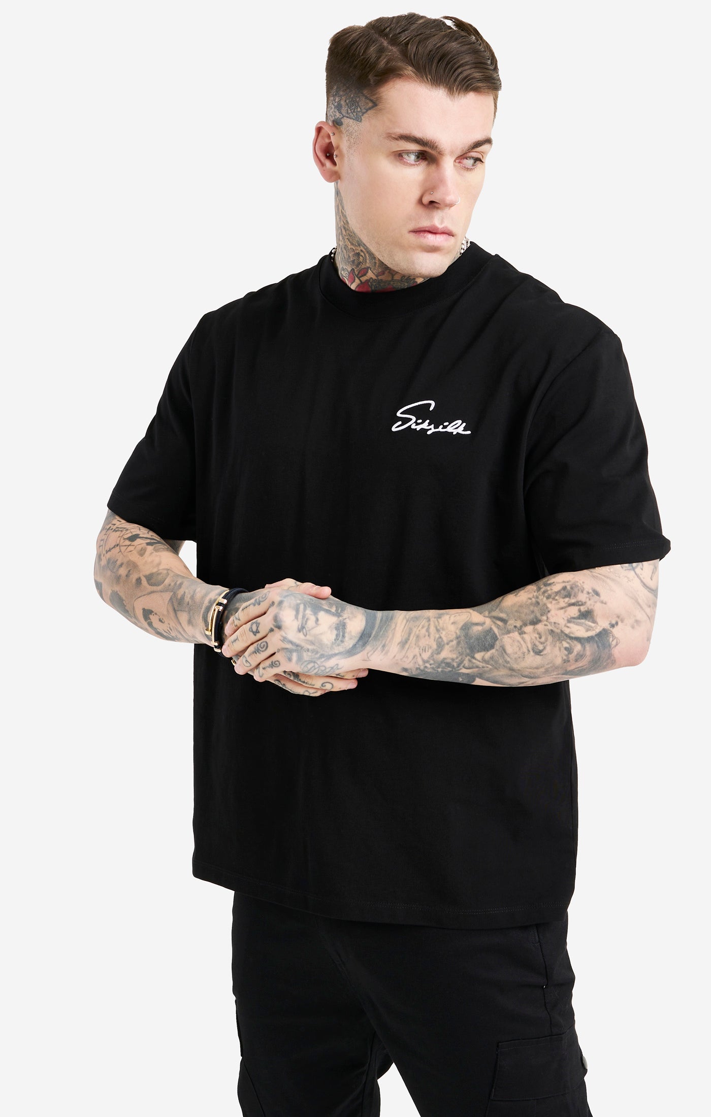 Black Script Embroidery Oversized T-Shirt (1)