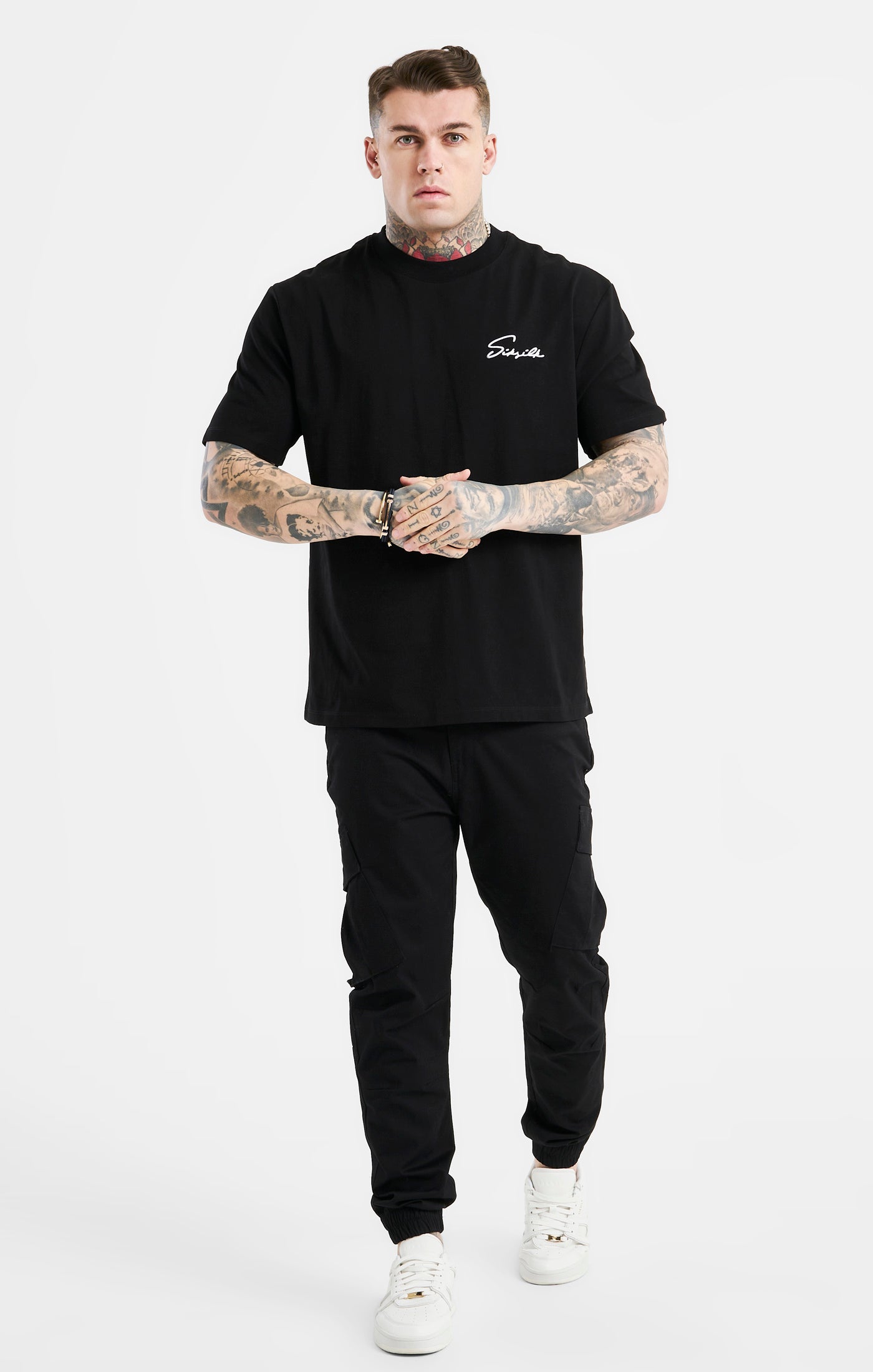 Black Script Embroidery Oversized T-Shirt (3)