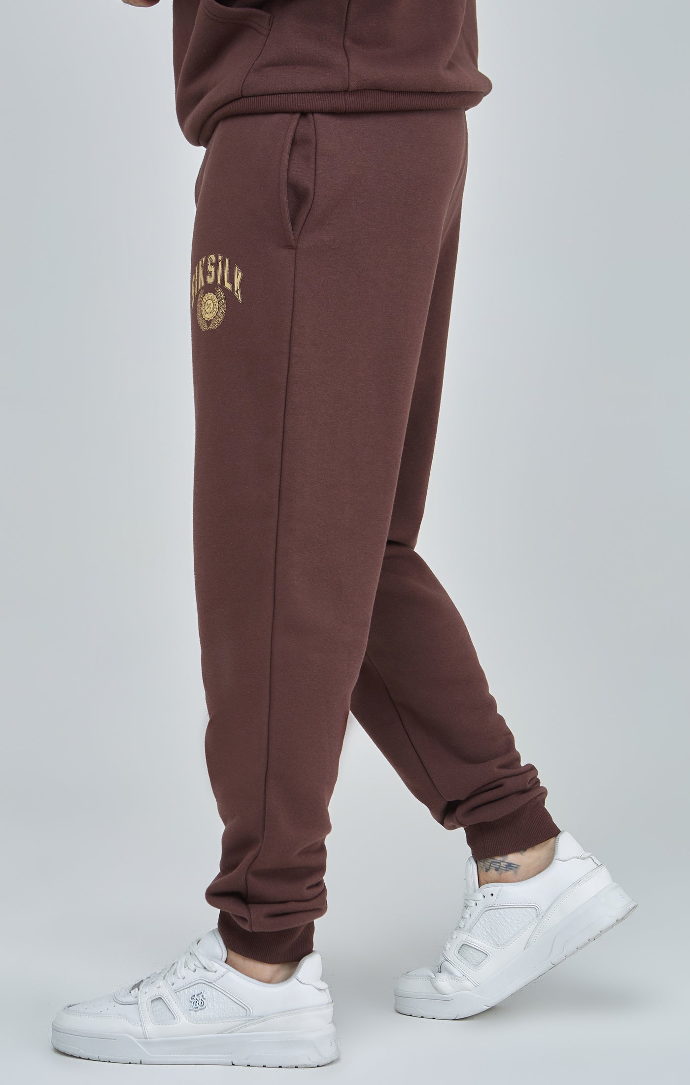 Relaxed Fit Varisty Logo Joggers (2)