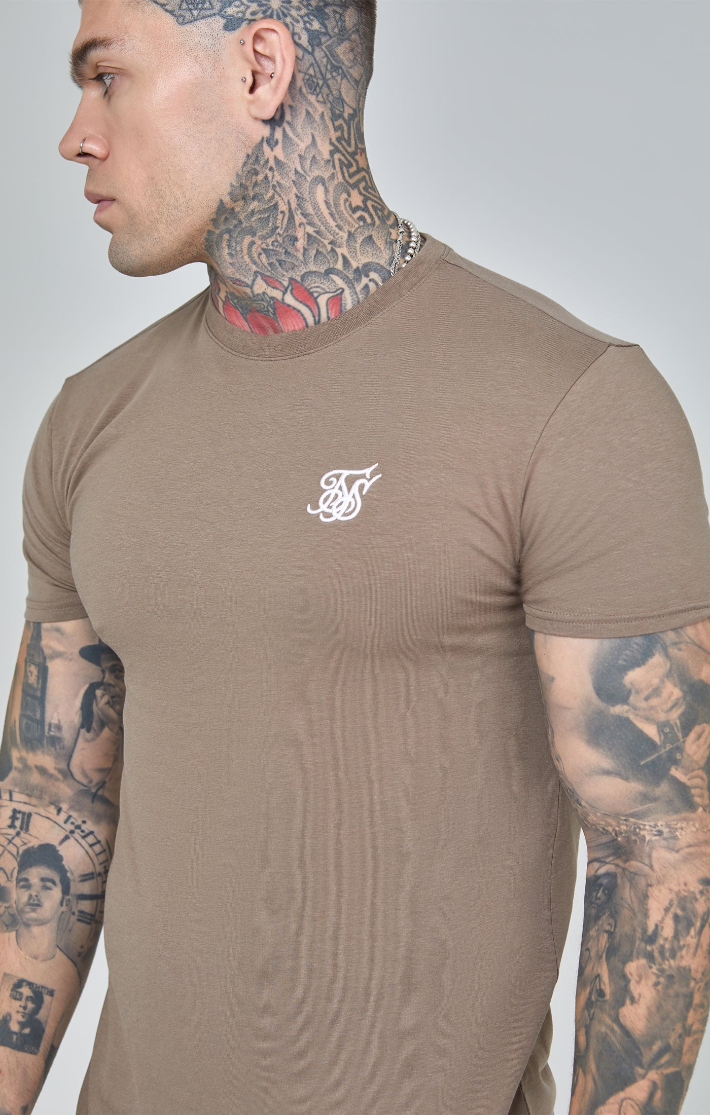 Brown Essential Short Sleeve Muscle Fit T-Shirt (2)