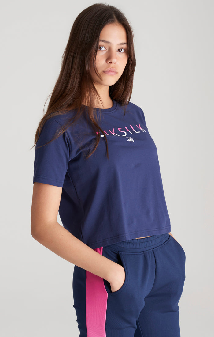 SikSilk Cropped-T-Shirt mit Fade-out Logo - Marineblau (1)