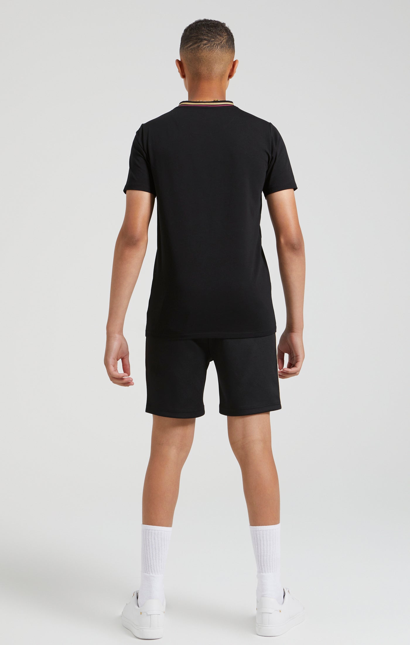 Schwarzes Messi x SikSilk Logo T Shirt für Jungen (5)
