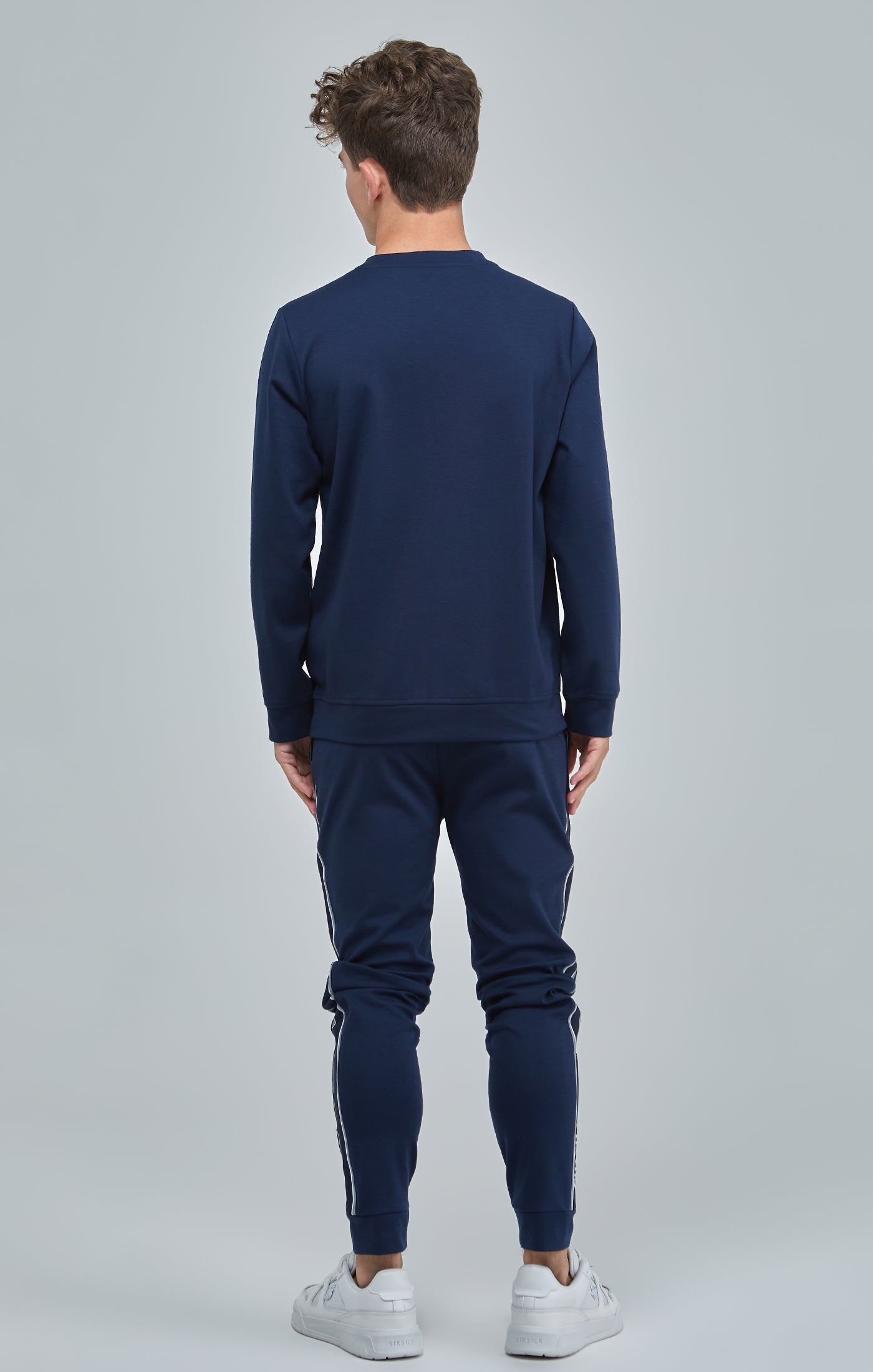 Marineblaues Sweatshirt für Jungen mit Paneldetail (4)