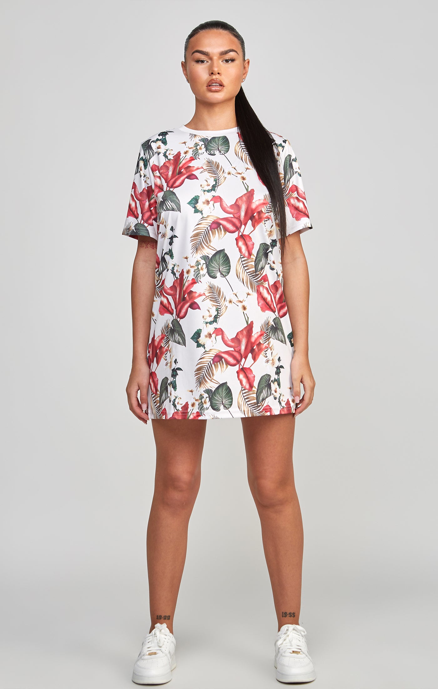 T Shirt Kleid mit Multi Retro Tropen Print (2)