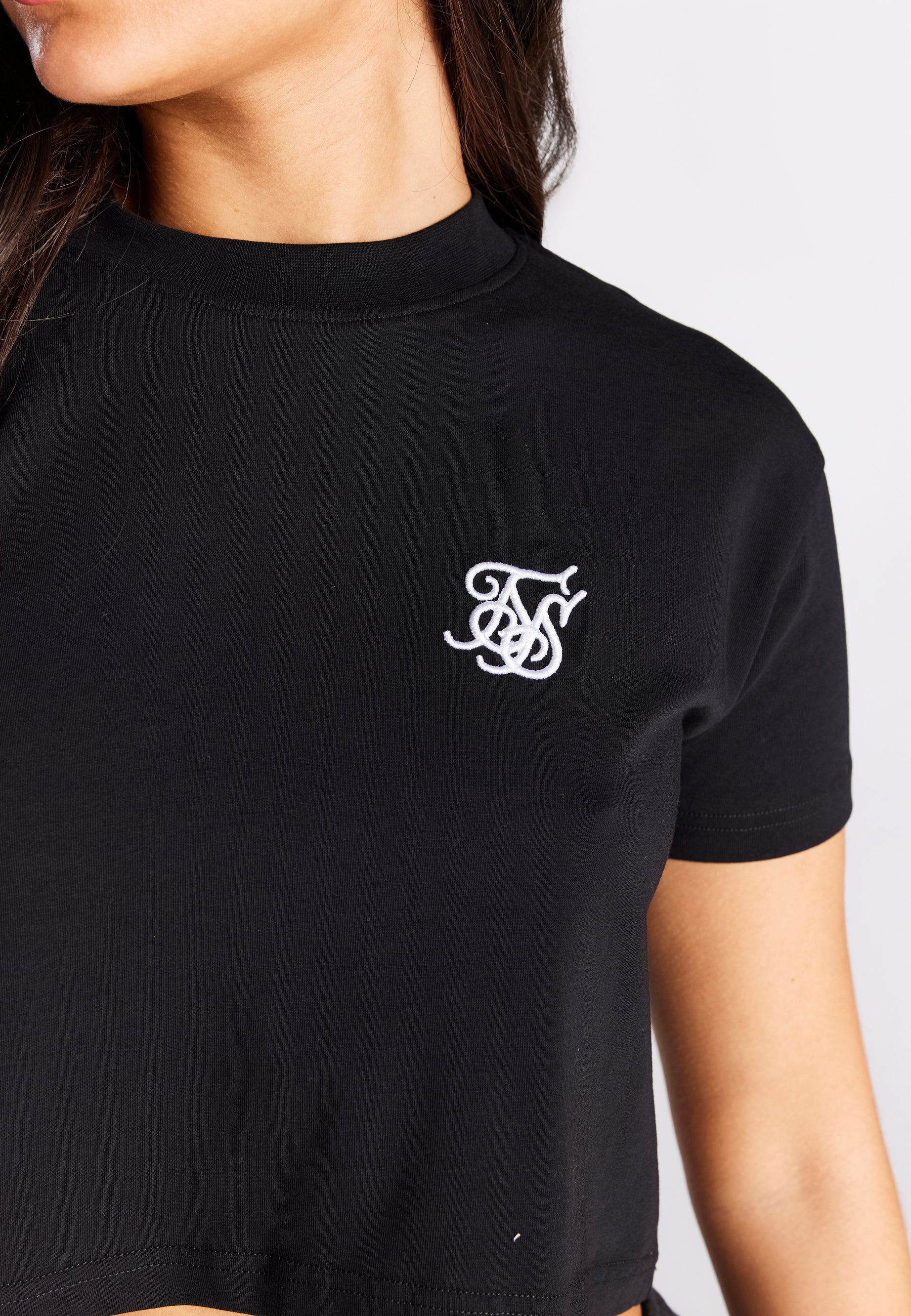 Schwarzes Essential Box Fit Crop T-Shirt (1)